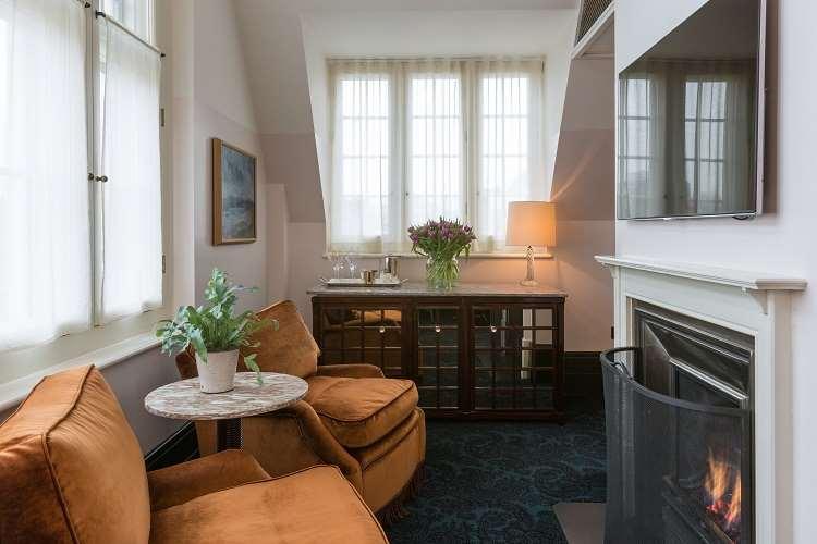 ホテル Chiltern Firehouse ロンドン レストラン 写真
